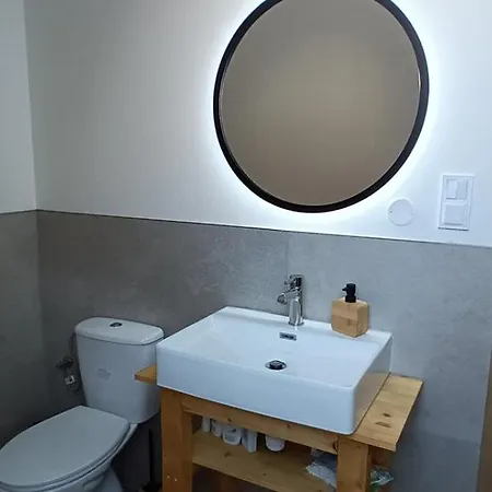 Apartmanovy Dom Holiday home Budina