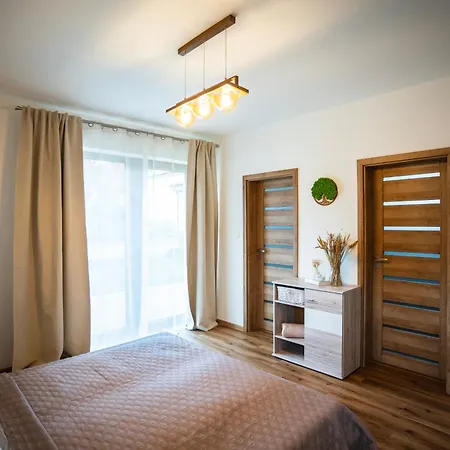Apartmanovy Dom * Budina