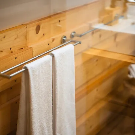 Apartmanovy Dom